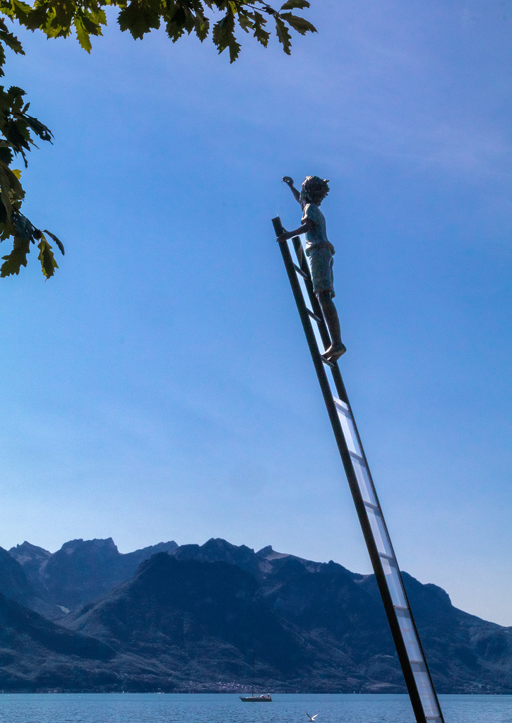 Sculptures on Lac Léman at Montreux-7