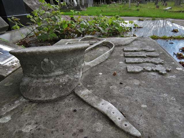 chiselhurst cemetery, london