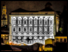 "Même et pas pareil, la vue au fusil" Porto, Portugal – April 2019