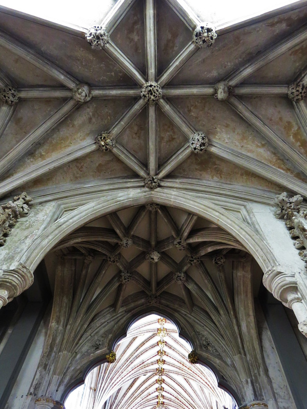 exeter cathedral, devon