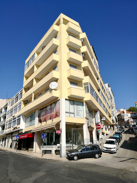 Almada 2018 – Apartment building