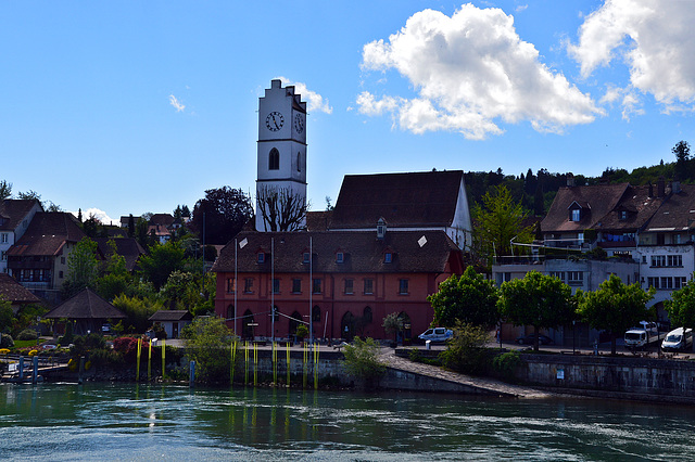 Licht und Schatten in Büren an der Aare