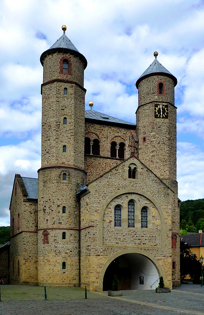 DE - Bad Münstereifel - St. Chrysanthus und Daria