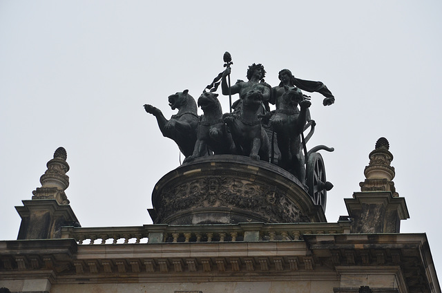 Dresden, Saxon State Opera, The Lion Quadriga above the Entrance