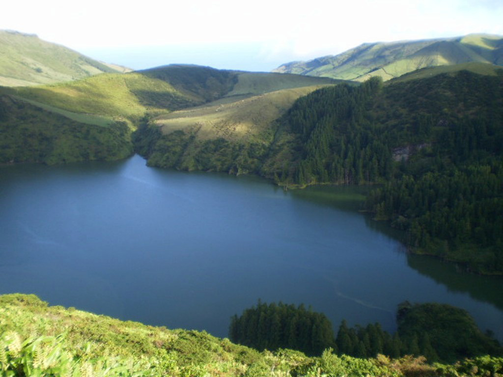 Lagoa Funda (Deep Lagoon).