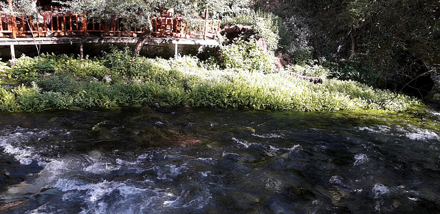 Restaurant Syri i Kaltër.