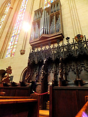 Erfurter Dom. Chororgel über dem Chorgestühl. ©UdoSm