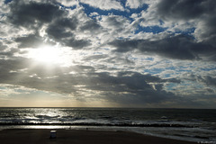 Wolkenspiel über der Ostsee bei Ahrenshoop (© Buelipix)