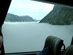 Romsdal, über den Wolken im Reisebus