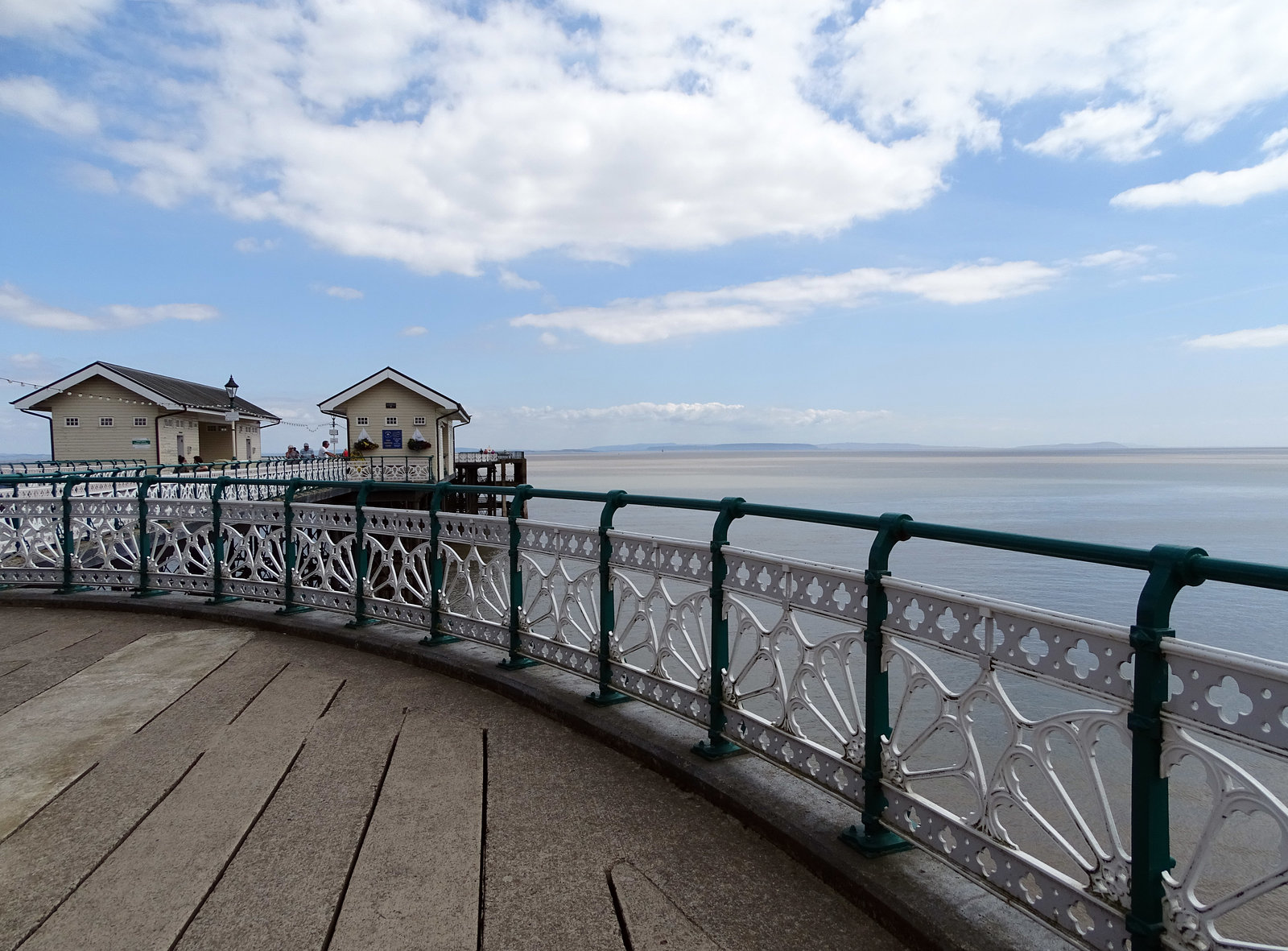 HFF from Penarth Pier