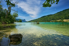 Mondsee shore