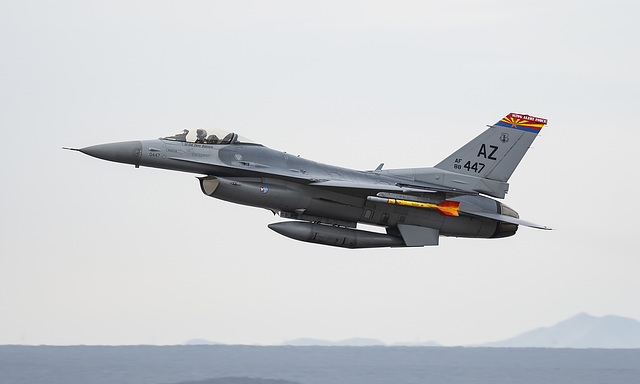 General Dynamics F-16C Fighting Falcon 88-0447