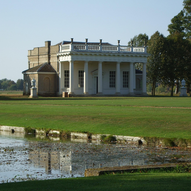 Wrest Park: Bowling Green House 2011-10-03