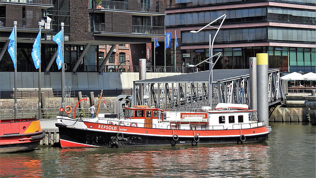 Am Kaiserkai in der HafenCity