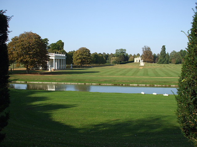 Wrest Park 2011-10-03