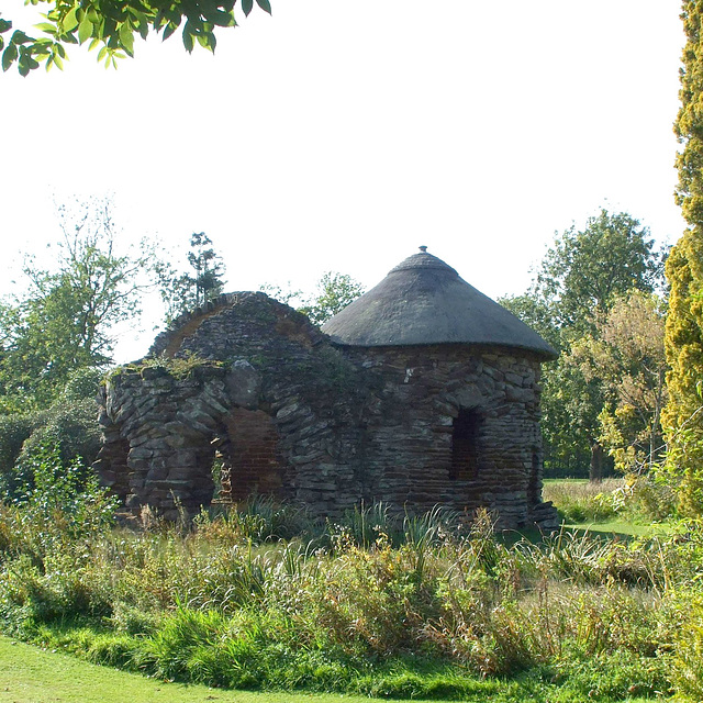 Wrest Park: Bath house 2011-10-03