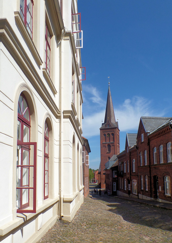 Die Nikolai-Kirche am Markt in Plön