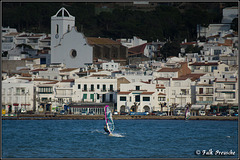 Surfer vor Port de la Selva