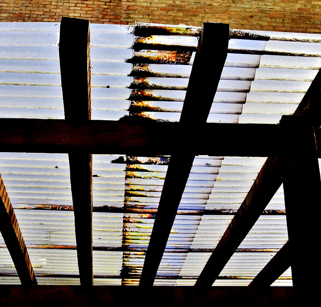 Corrugated Carport Under The Tyne Bridge