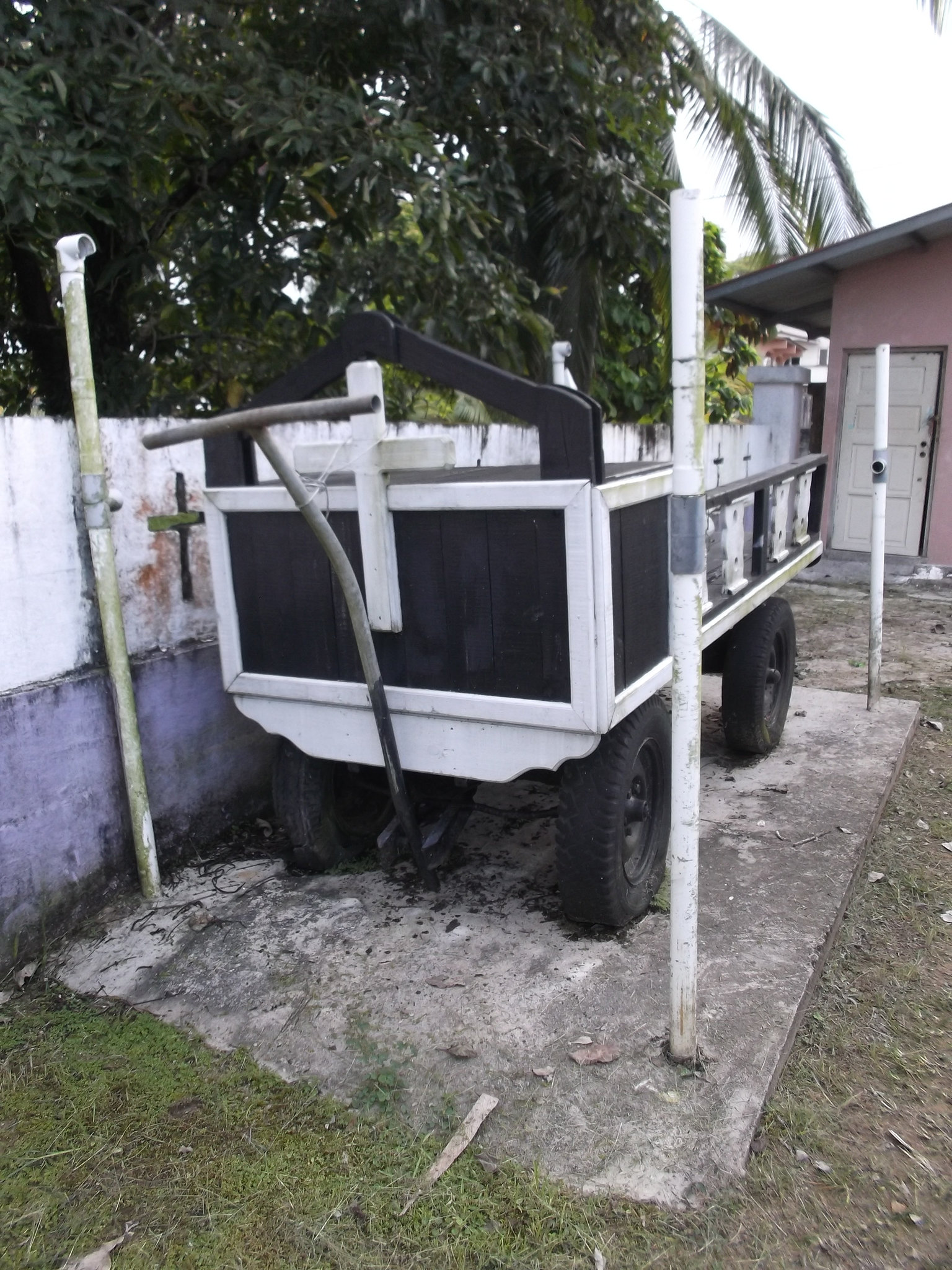 Chariot funéraire / Funeral trolley