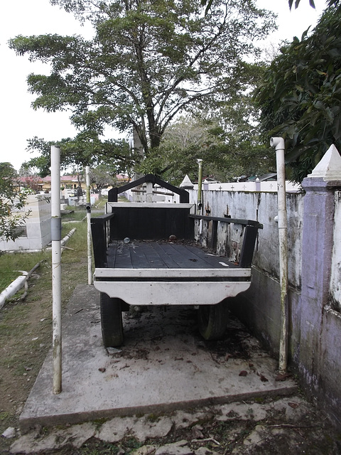 Funeral trolley / Beerdigungswagen