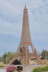 Replica Tower Montmartre