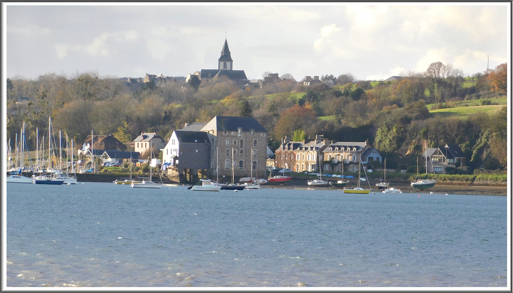 Vue vers Plouer sur Rance (22)