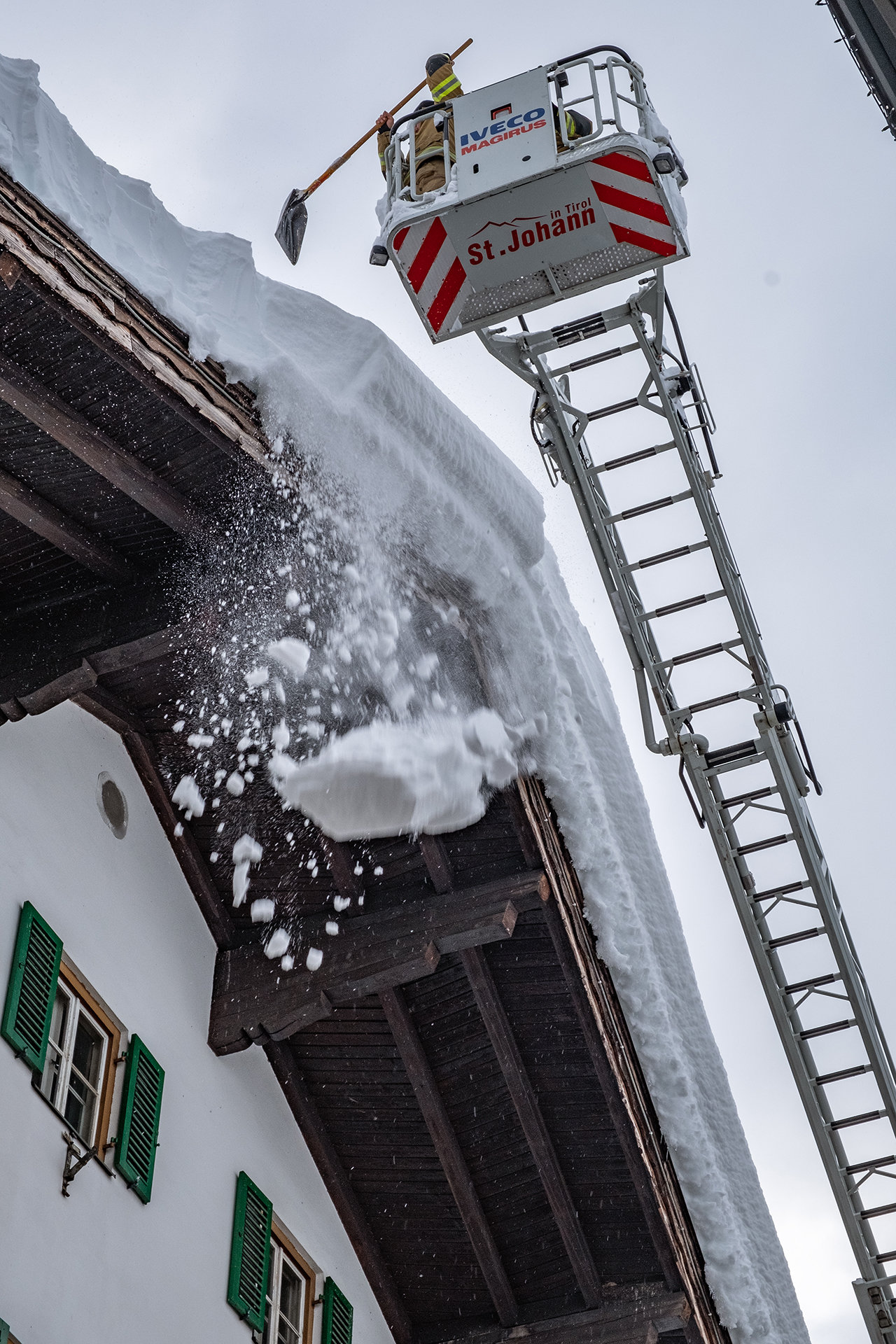 H.A.N.W.E - with Roof Cleaning (2)