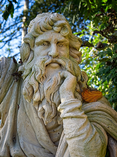 Druid Statue (Close up) (+PiP)