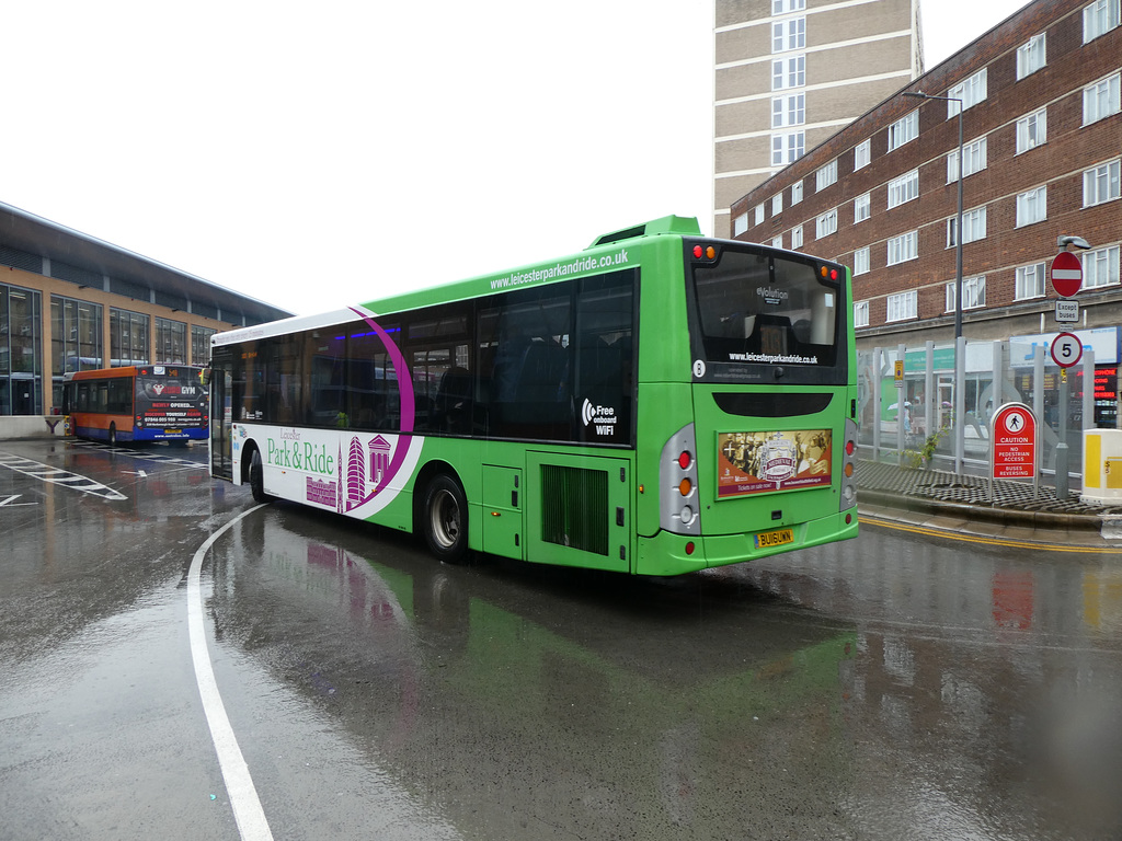 Roberts Travel BU16 UWN in Leicester - 27 Jul 2019 (P1030361)