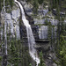 the 'Bridal Veil Falls' vom  'Icefields Parkway' aus gesehen (© Bulipix)