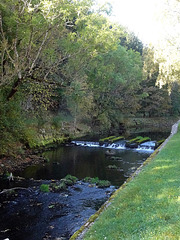 Der Fluss Areuse bei Fleurier