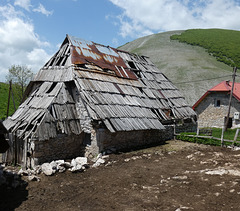 Lukomir- Traditional House with Shingle Roof