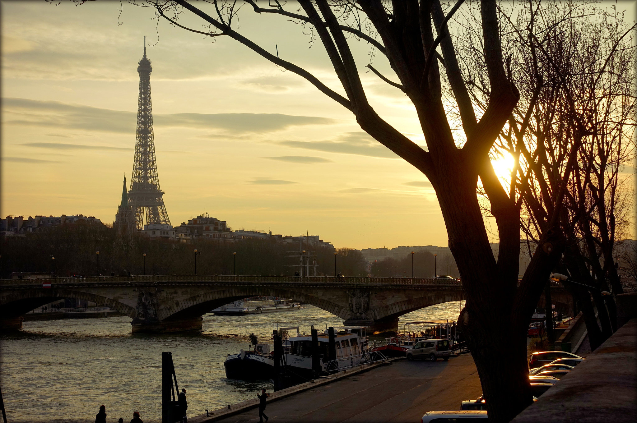 Pont des Invalides