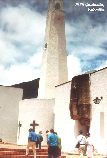 31 Visiting Guatavita Church