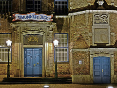 Düsseldorf - Altes Rathaus vor dem Sturm