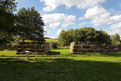 Löwenzahn-Erlebnispfad - Spätrömisches Kastell an der Urft