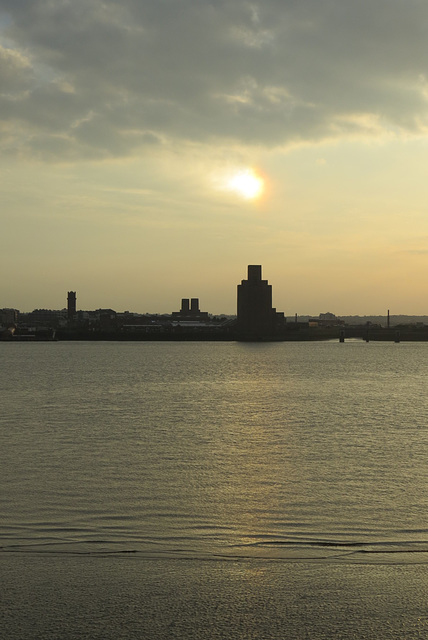 the river mersey, liverpool