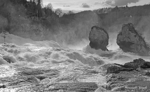 Am Rheinfall in Neuhausen Kanton Schaffhausen