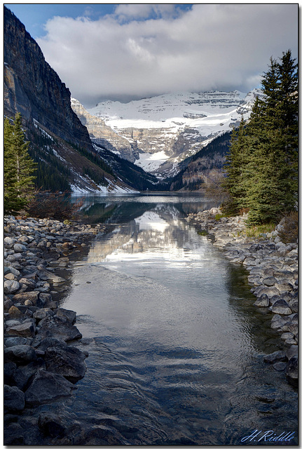 Lake Louise output.