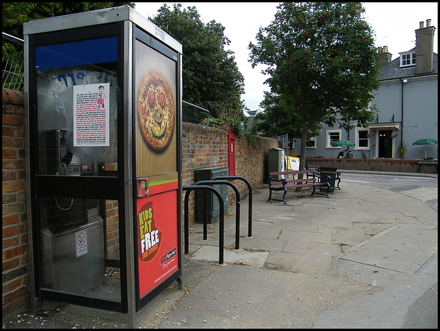 eyesore phonebox at Magdalen Road