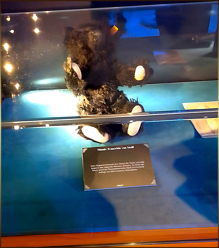 Trauerbär von Steiff
