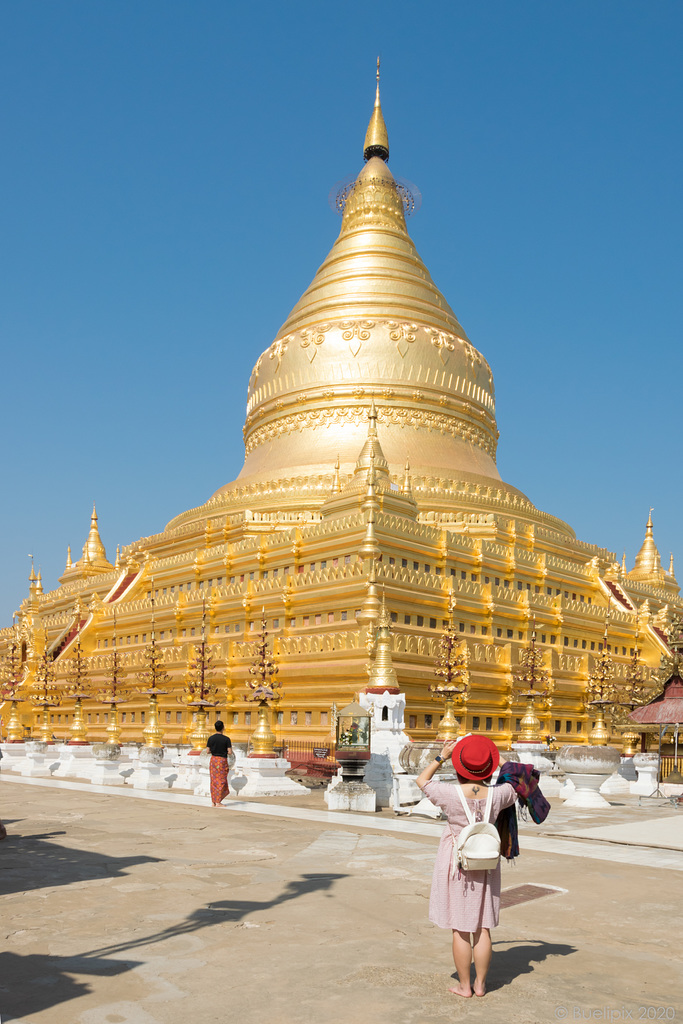 Shwezigon-Pagode, Bagan (© Buelipix)