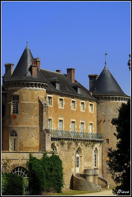 Chateau de Chastellux Chateau de Chastellux