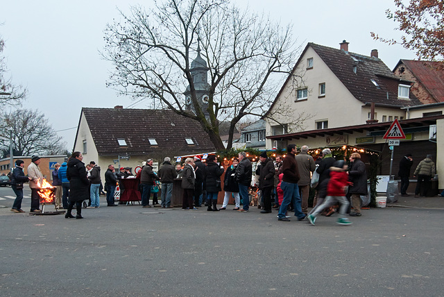 weihnachtsmarkt-berkersheim-1200272-co-30-11-14