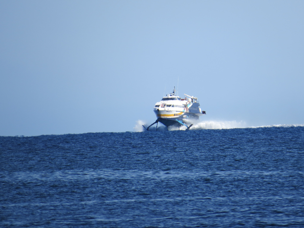 Les ferries des îles éoliennes, 2.