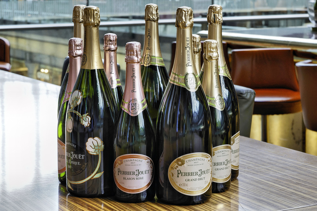 The Champagne Bar – St Pancras Railway Station, Euston Road, London, England