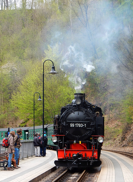 14 Weiter mit der Bahn nach Kipsdorf oder zurück nach Freital