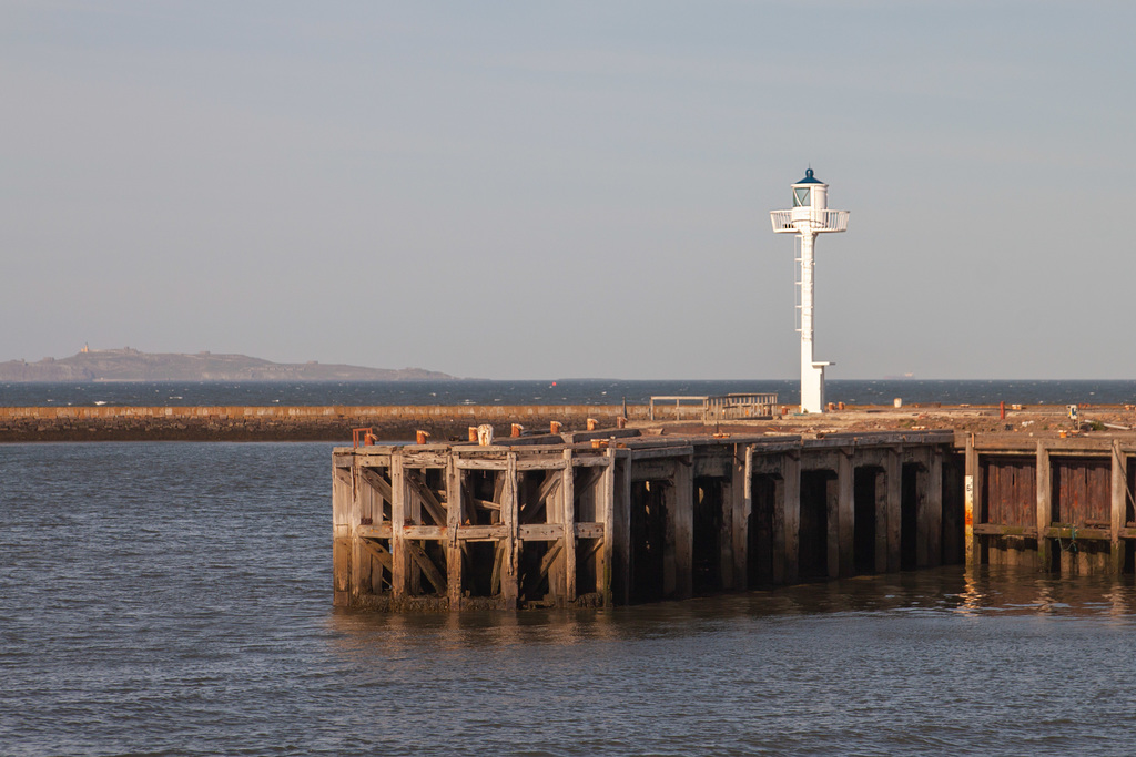 Granton Harbour leading light