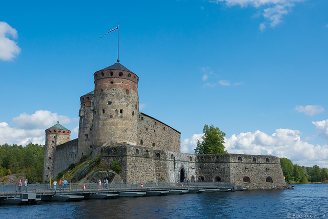 Olavinlinna – Olofsborg – Olafsburg in Savonlinna (© Buelipix)